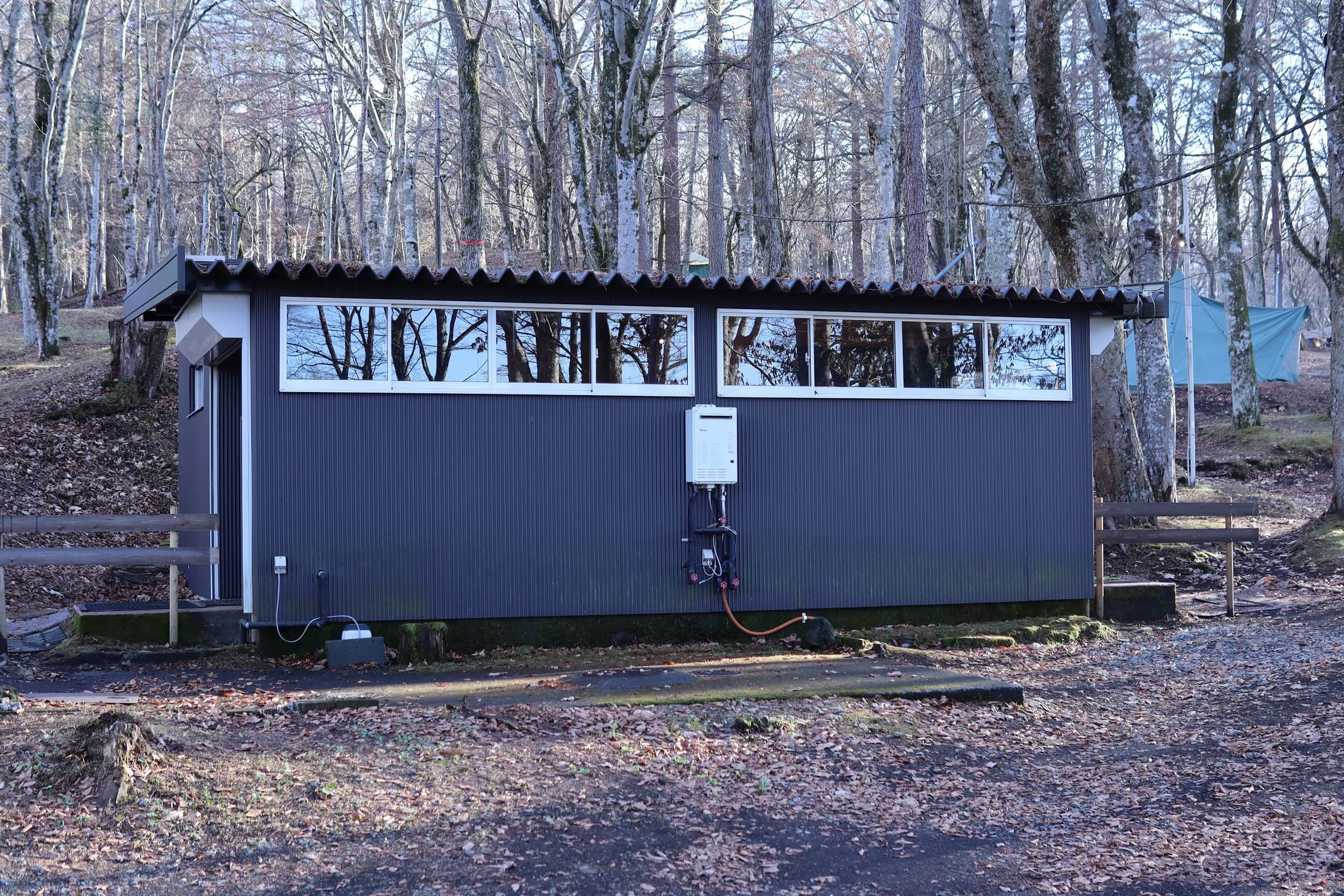 the 508 | Camp（旧：撫岳荘キャンプ場）トイレ棟