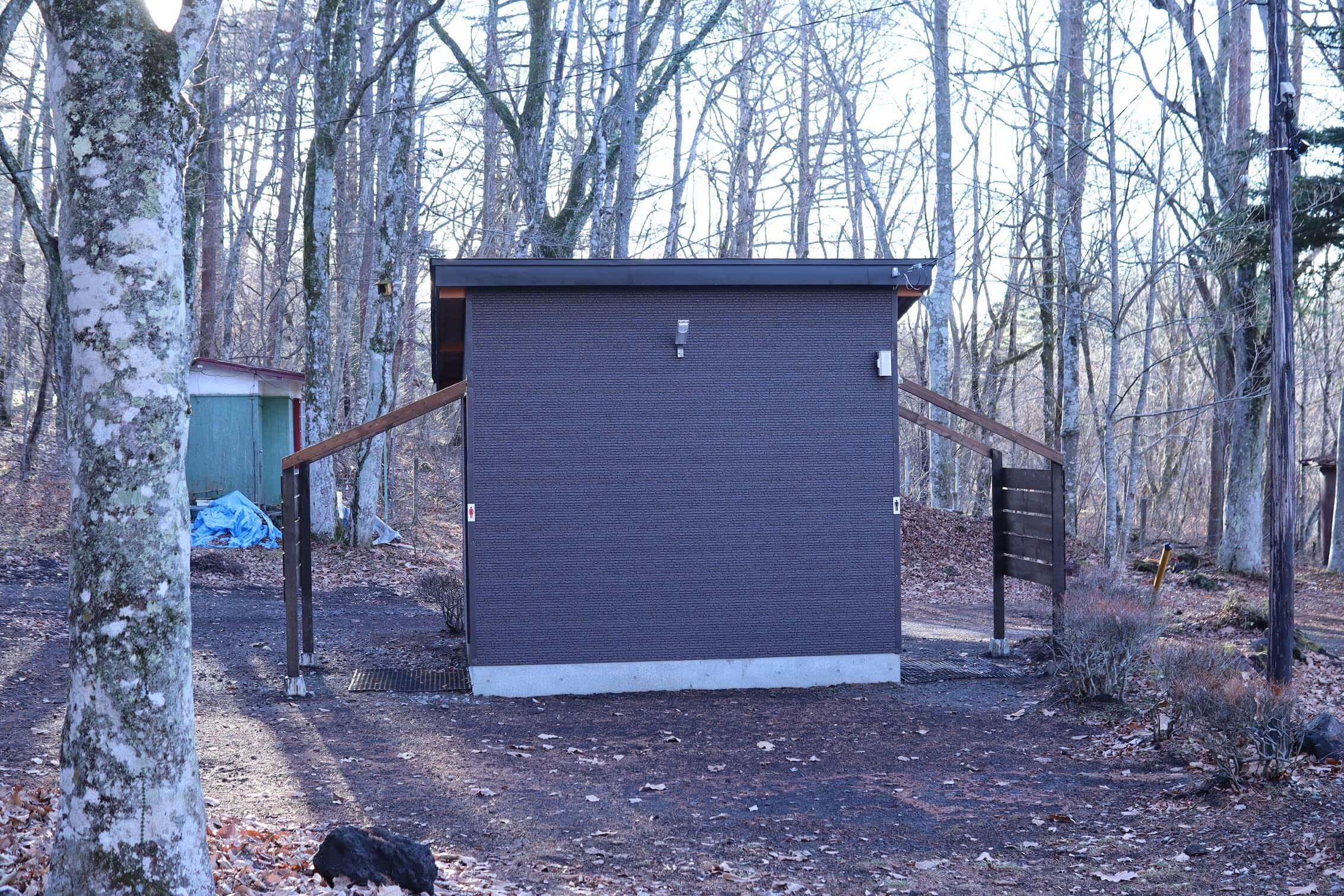 the 508 | Camp（旧：撫岳荘キャンプ場）トイレ棟2