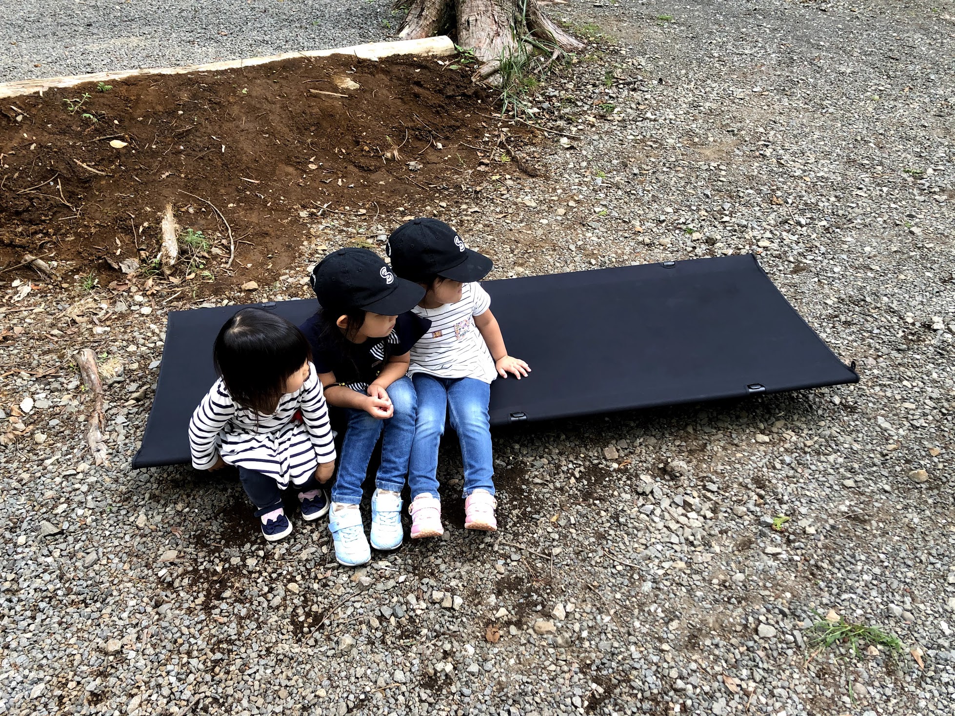 ヘリノックス コットワン コンバーチブルブラック&コットレッグ&マット Cot One Convertible Long - Black – Helinox Japan