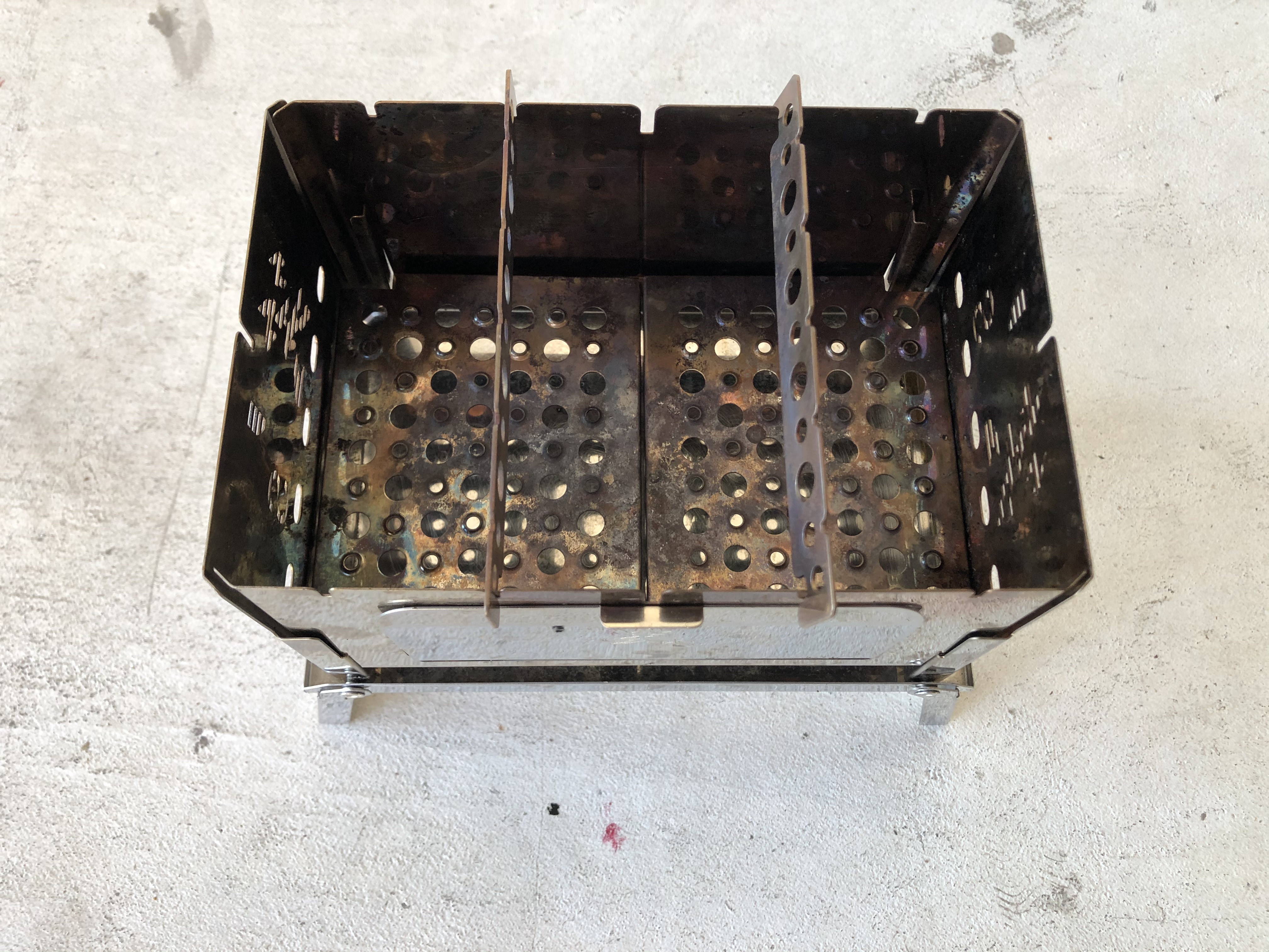 笑's コンパクト焚き火グリル B-6君 組み立て手順5