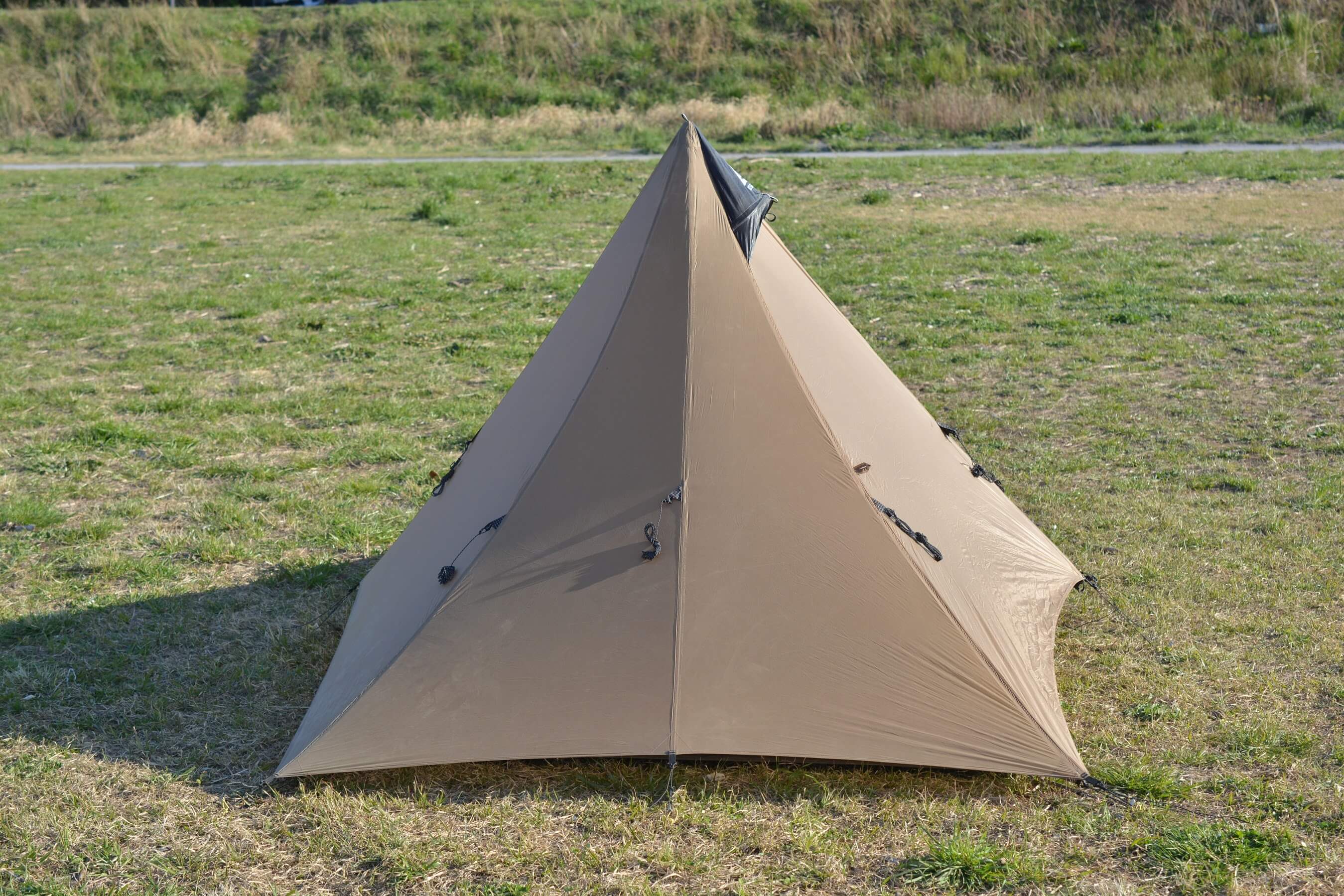 LocusGear Khufu HB / ローカスギア クフ HB 横面