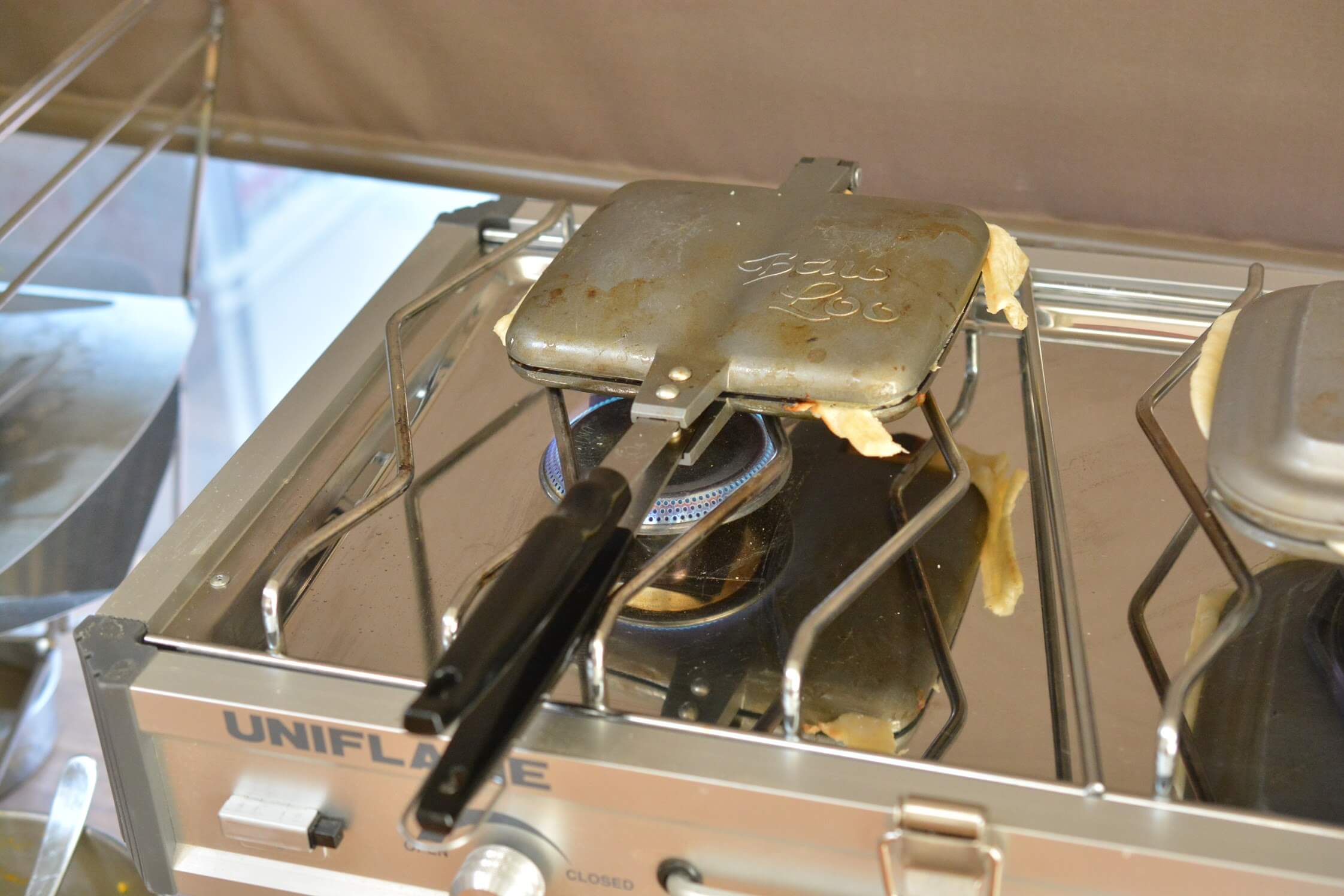 バウルー　ホットサンドメーカー (ダブル)　ハンドル