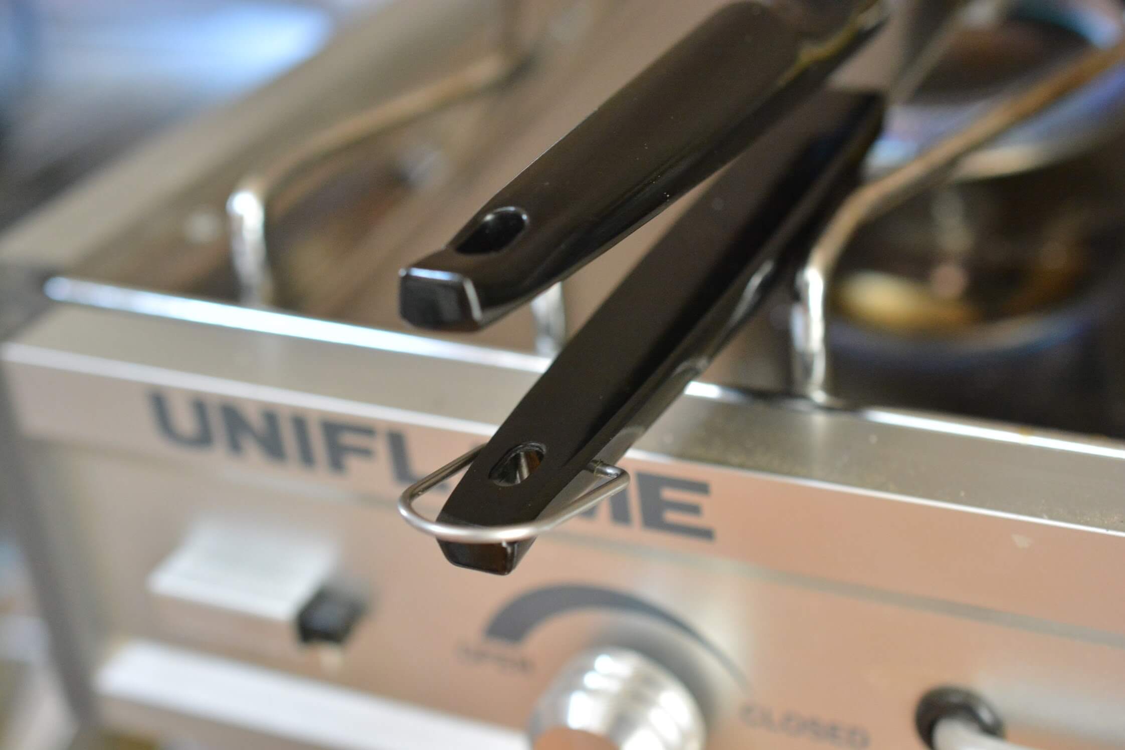 バウルー　ホットサンドメーカー (ダブル)　ロック部分