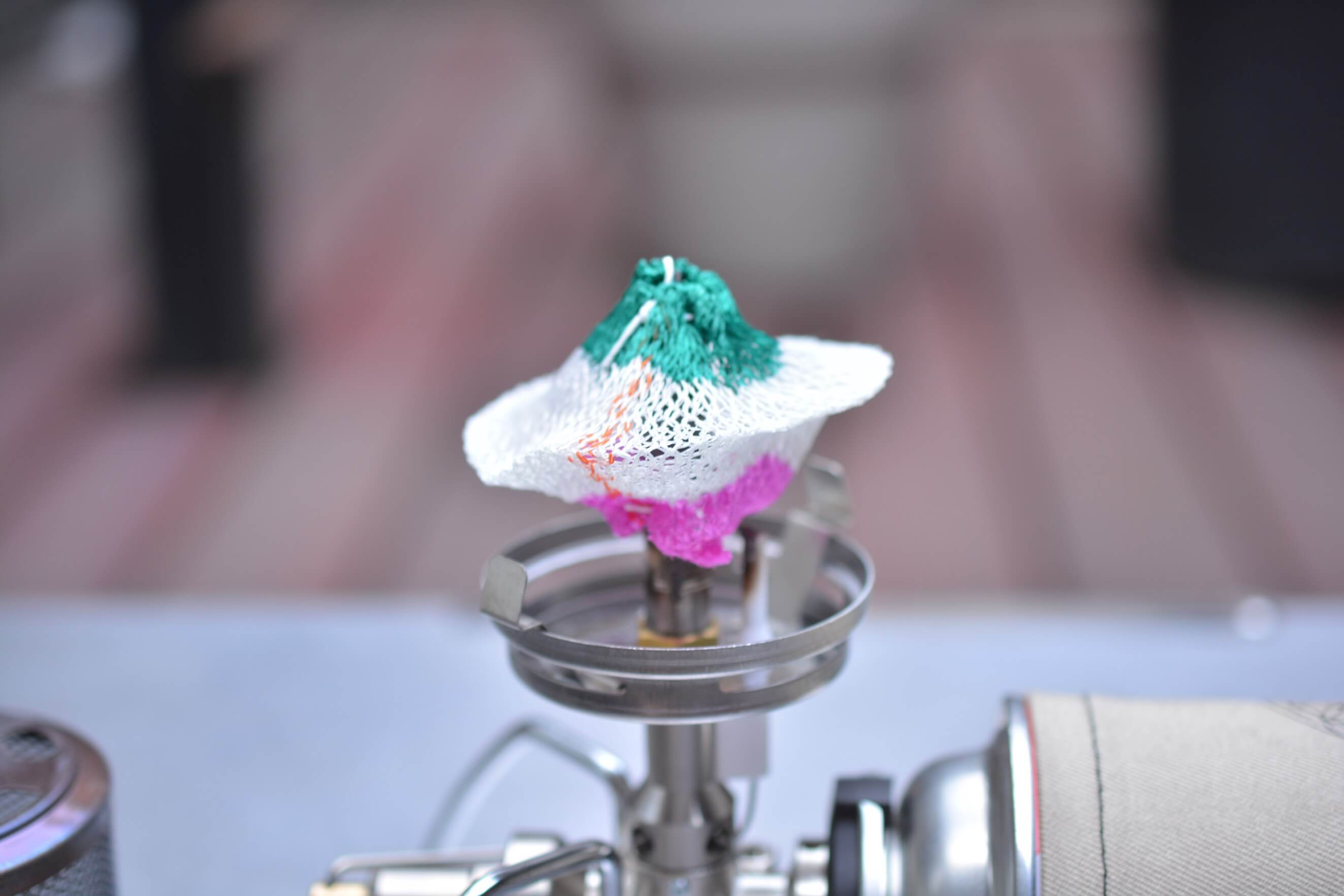 SOTO[ソト] レギュレーターランタン [ST-260] 新しいマントルを被せる