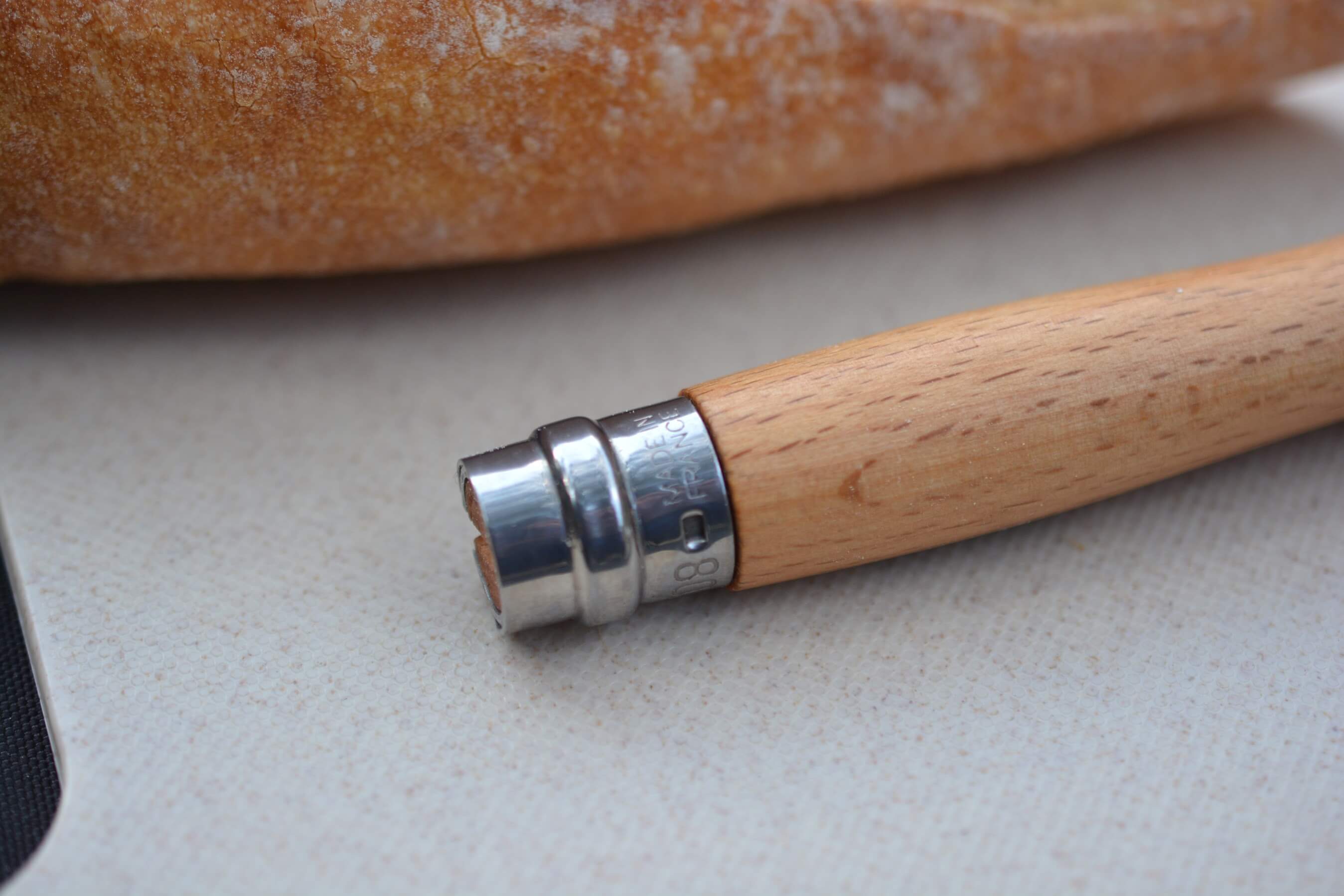 オピネルナイフ　ステンレススチール No8　MADE IN FRANCE