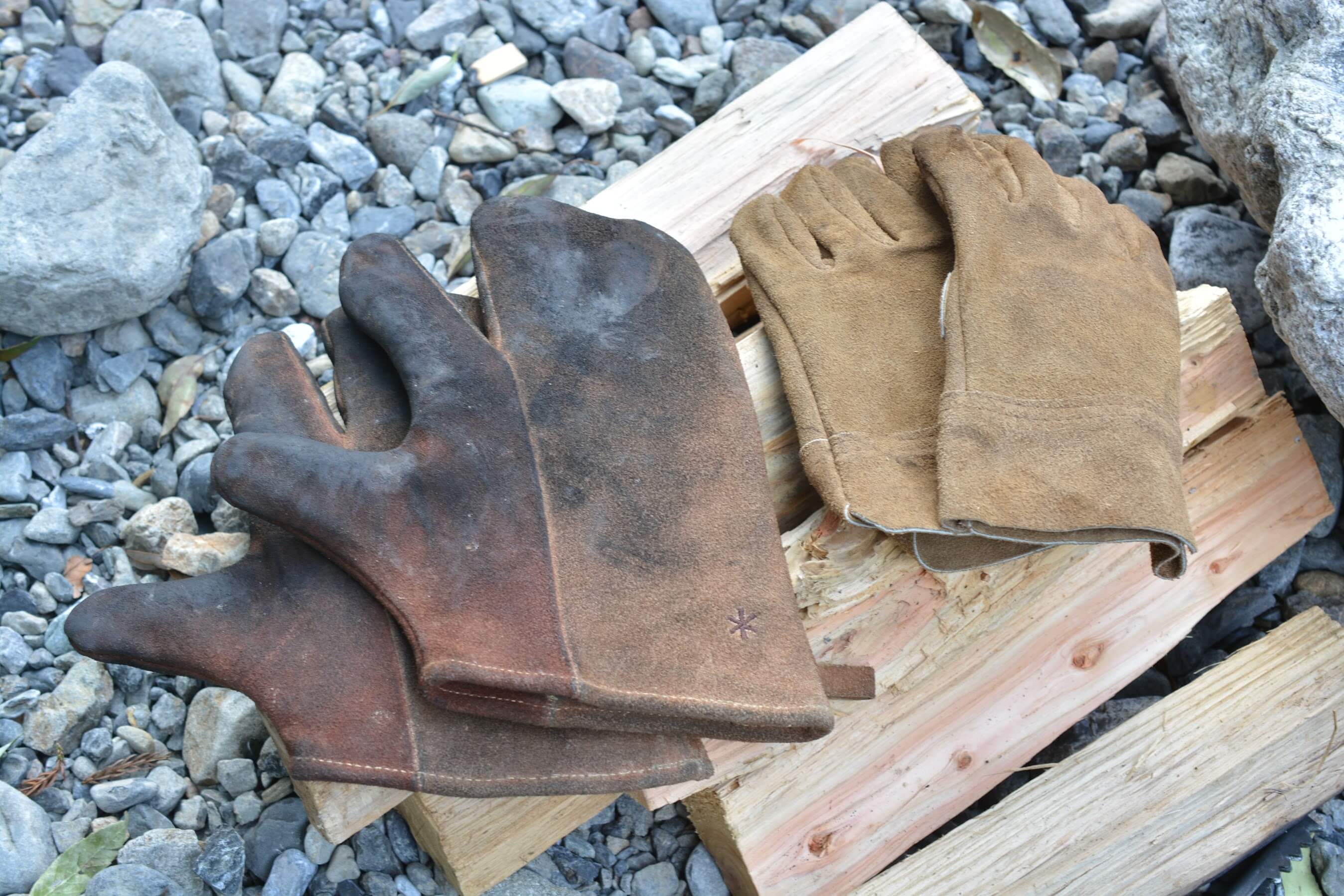 ワークマン ワークグローブ[WG-800]（レザーグローブ）スノーピーク　キャンパーズミトンと比較