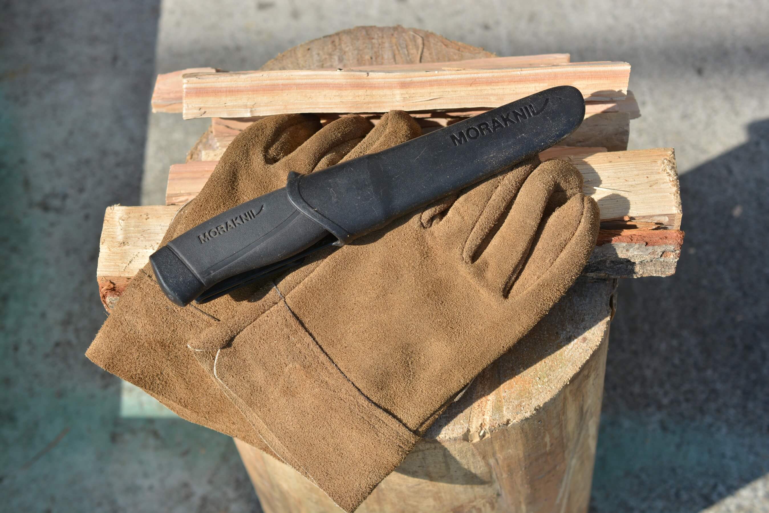 ワークマン ワークグローブ[WG-800]（レザーグローブ）デザイン