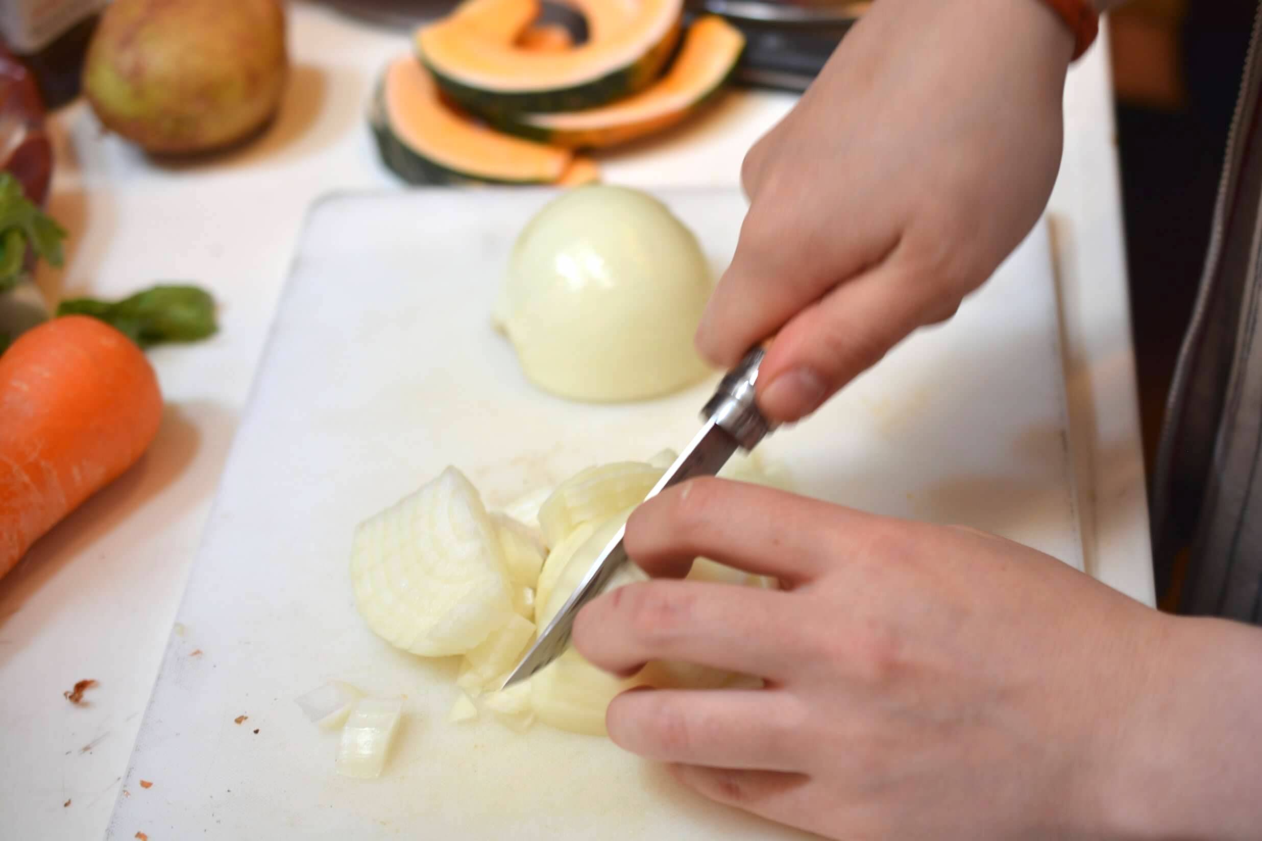 オピネルナイフ ステンレススチール No8 玉ねぎ