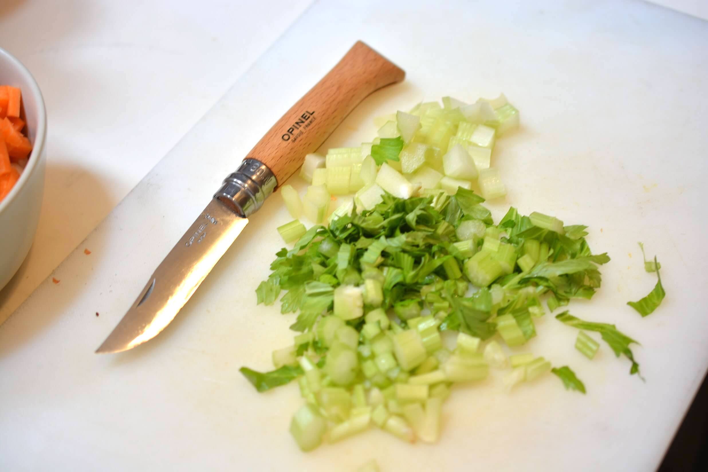 オピネルナイフ ステンレススチール No8 セロリ