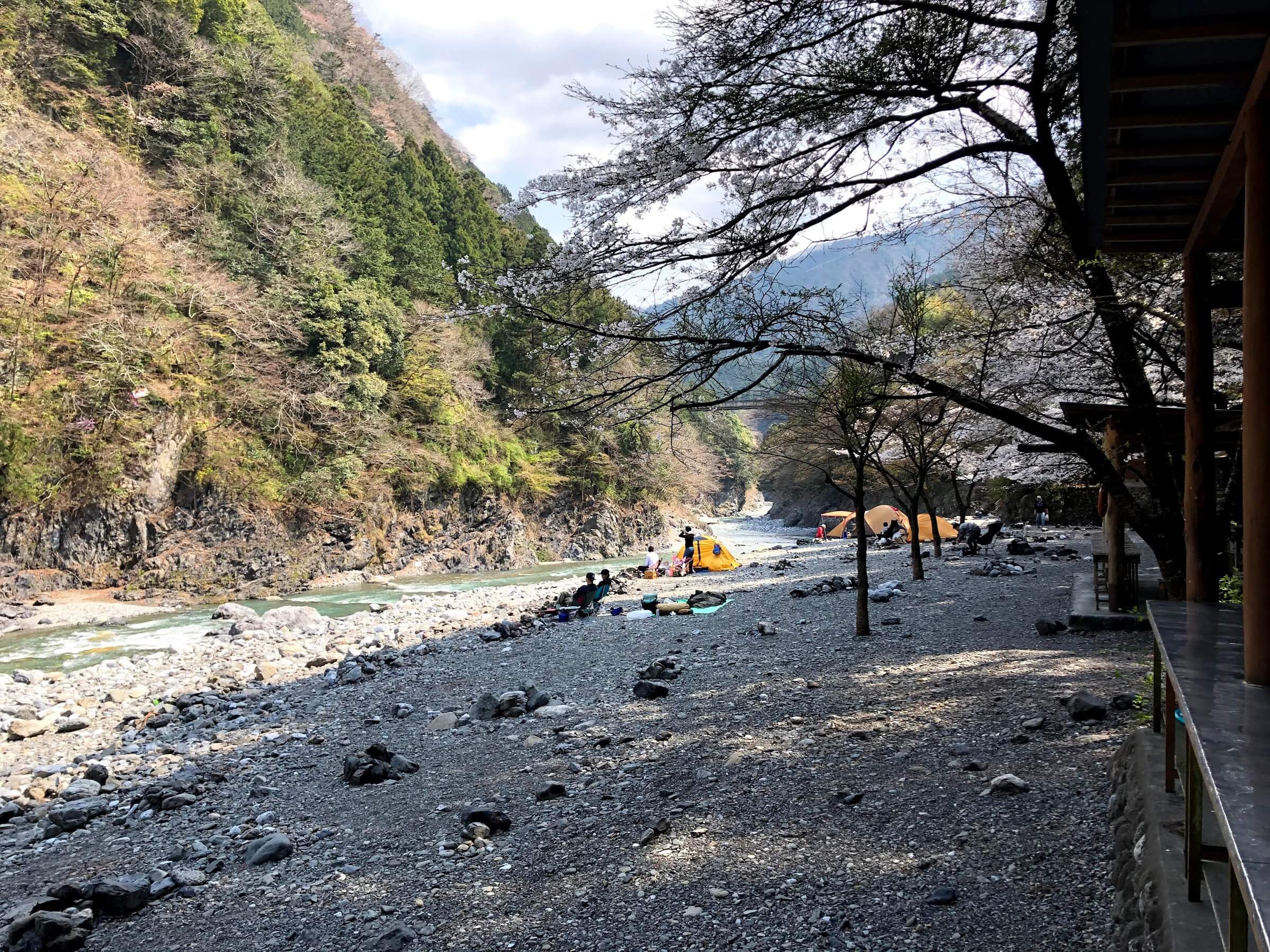 奥多摩 氷川キャンプ場　多摩川