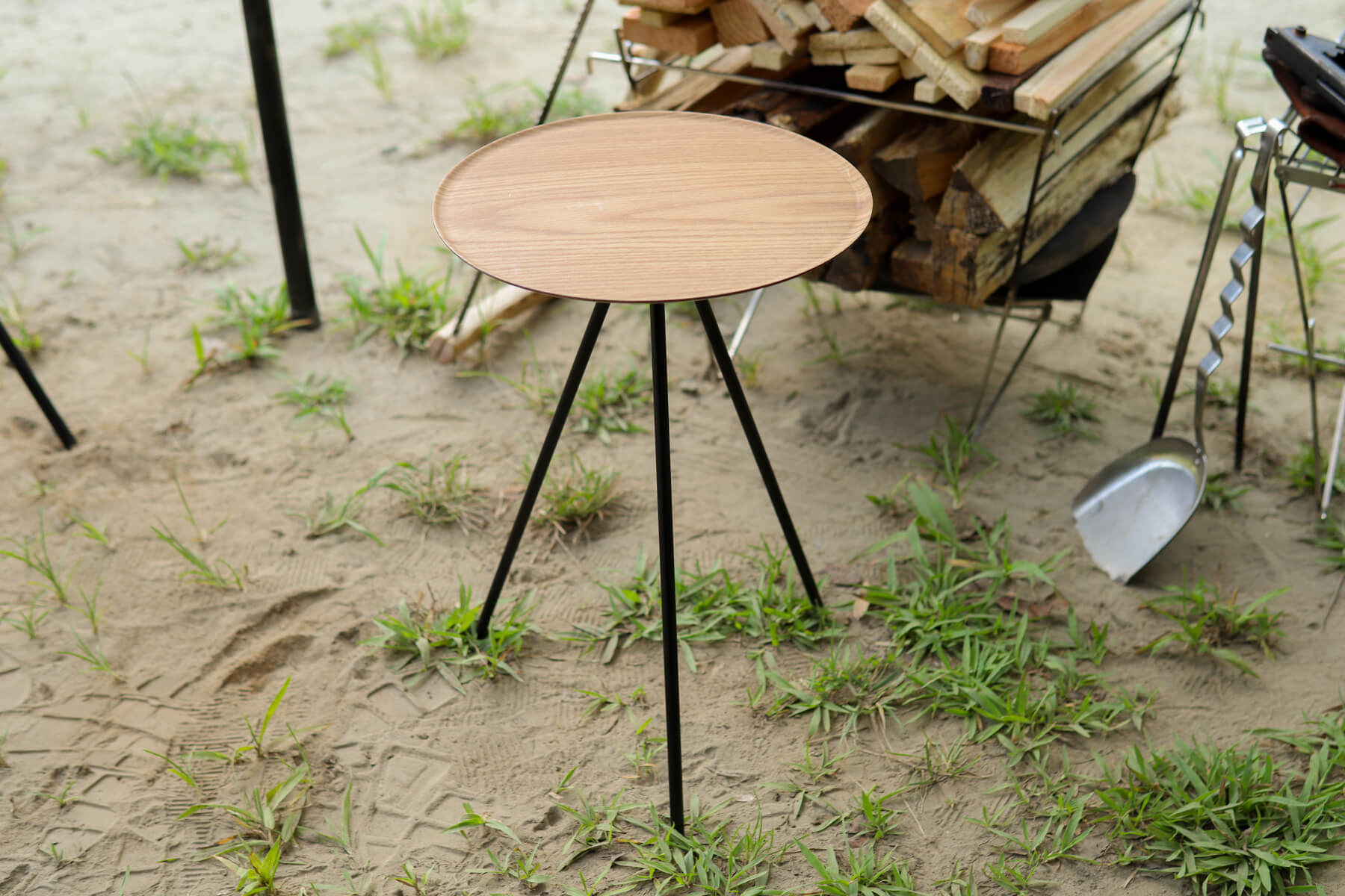 新品ヘリノックス テーブルオー サイドテーブルs ヘリノックス テーブルオー / オーク レビュー。心和ます丸型