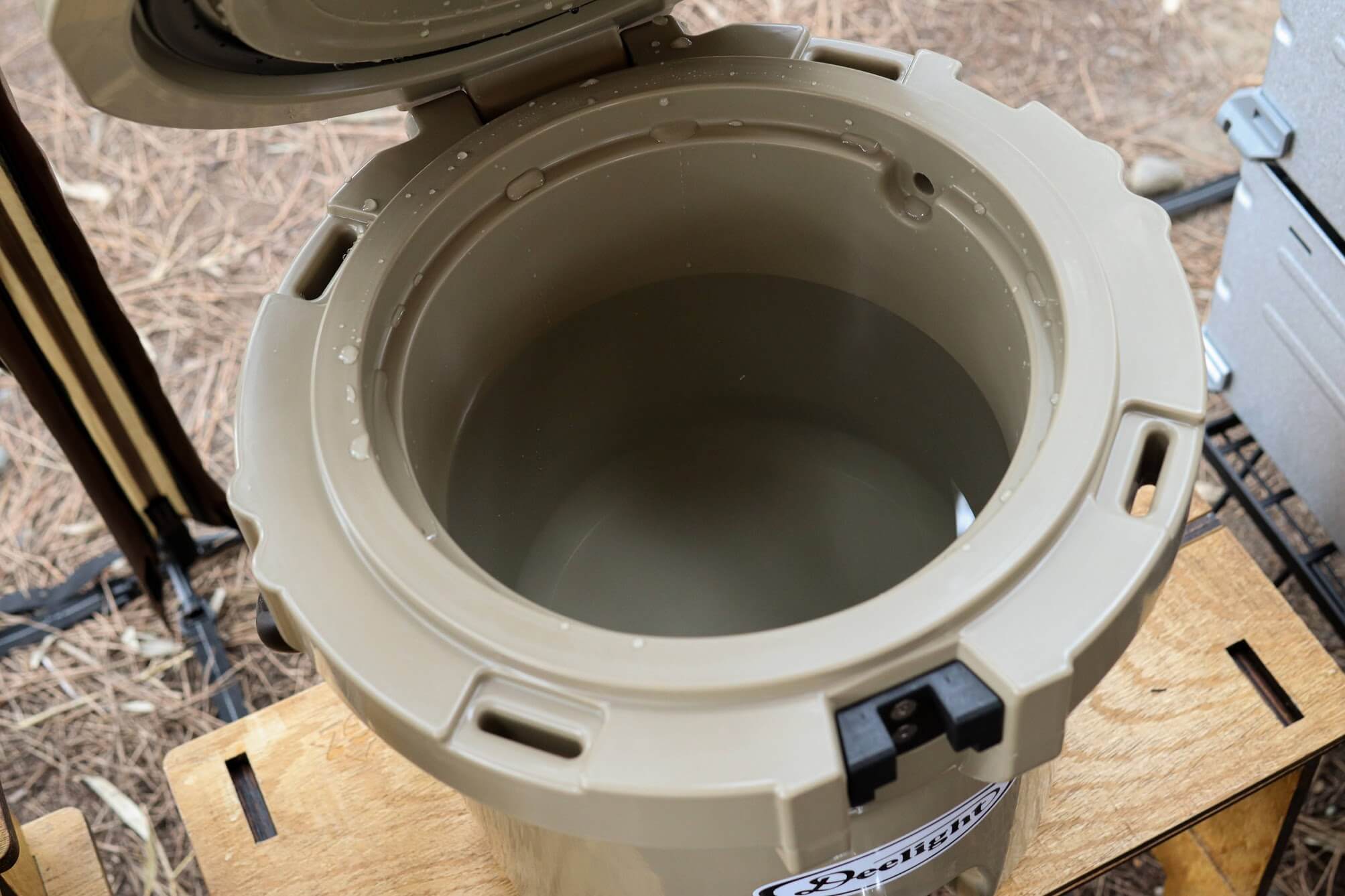 ディーライト アイスバケツ 断熱材