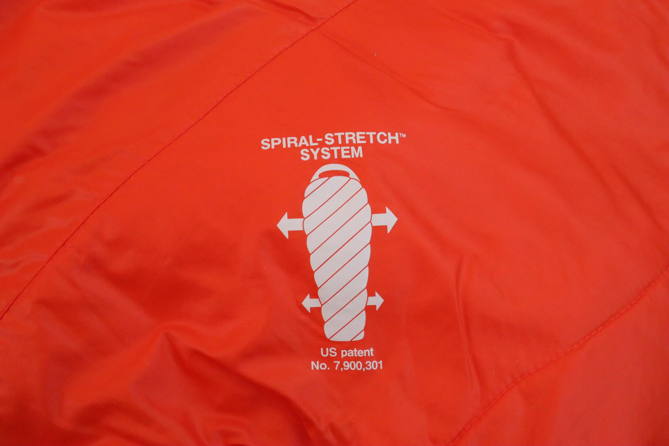 アルパインバロウバッグ　スパイラルストレッチ™ システム