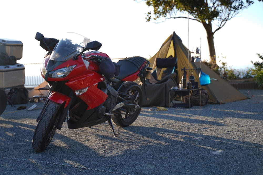 雲見夕陽と潮騒の岬オートキャンプ場 テントサイト広さ