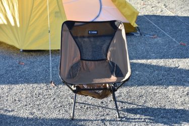ヘリノックス チェアワン レビュー。軽量折りたたみチェア人気の火付け役。