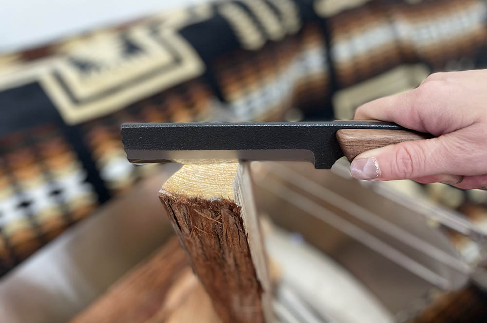 馬場長金物 多喜火鉈（たきびなた）サイズ感