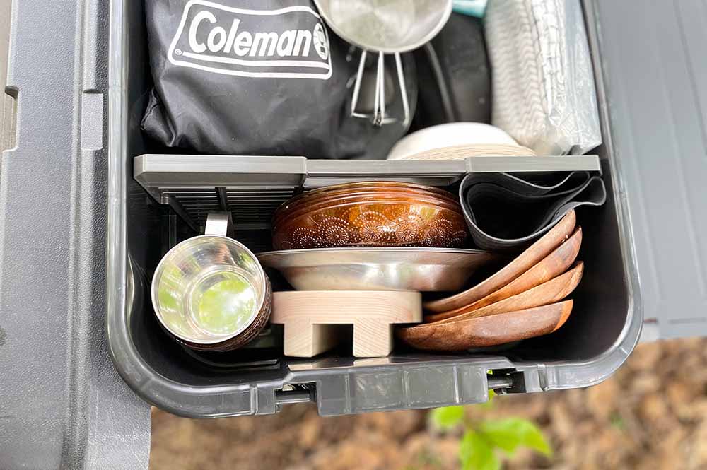 トランクカーゴLOW お皿を収納