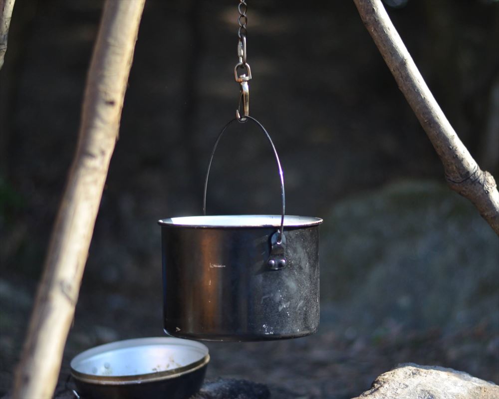 アルミ製クッカーメリット　他の素材の製品に比べて安い