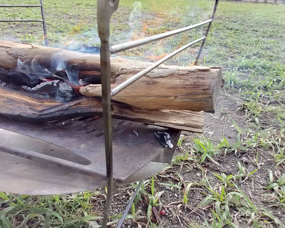 UNIFLAME(ユニフレーム） ファイアグリル RAPCAと比較