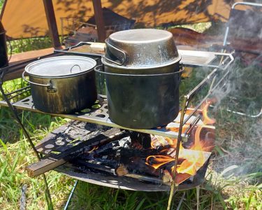 焚き火での調理にアルミ製のクッカーをおすすめする3つの理由。
