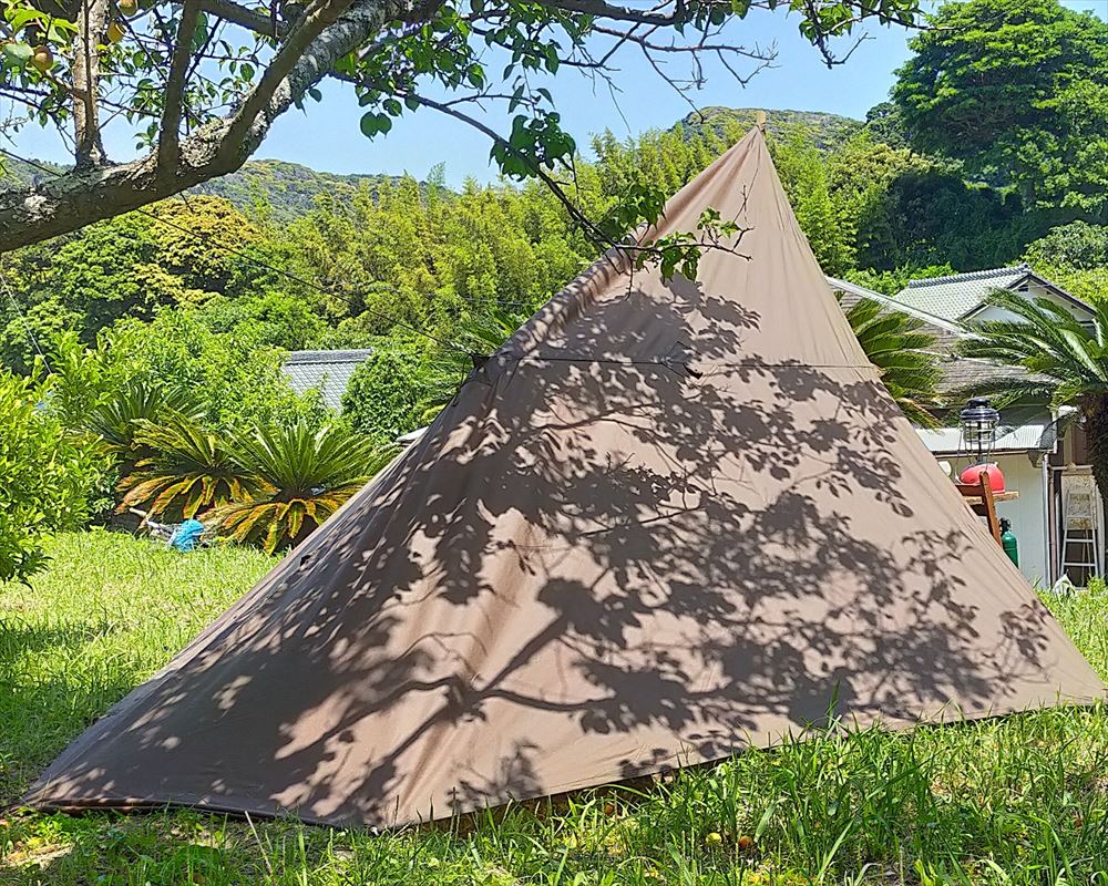 ブッシュクラフトスペイン　タープ中央　ループ