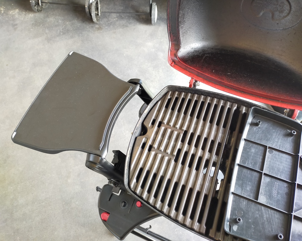 Weberグリル サイドテーブル