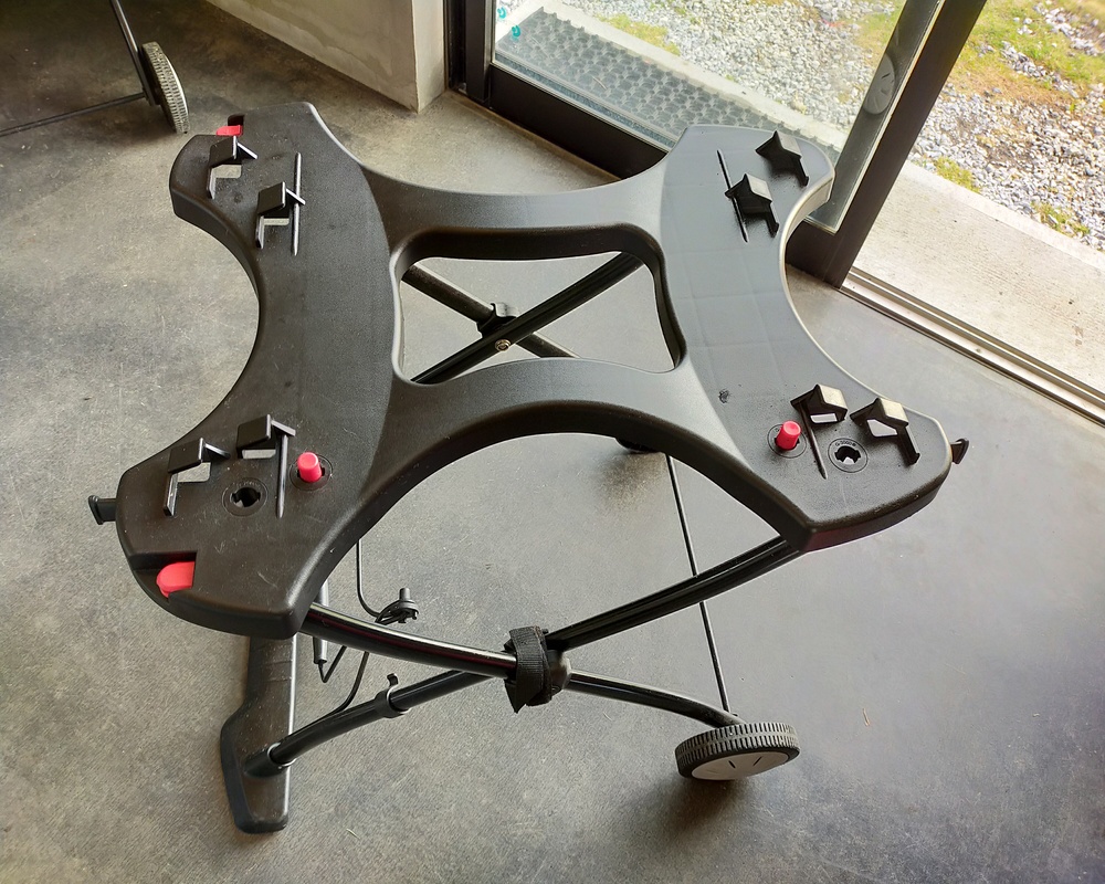 Q1250 ポータブルカート