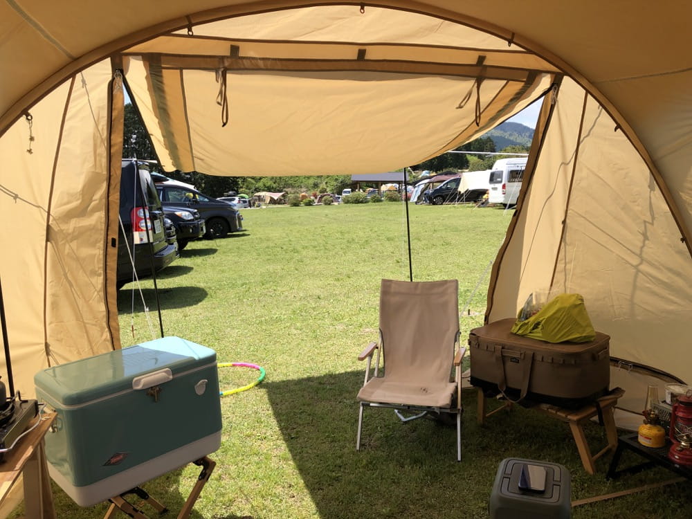 DOD カマボコテント3L 室内からの眺め