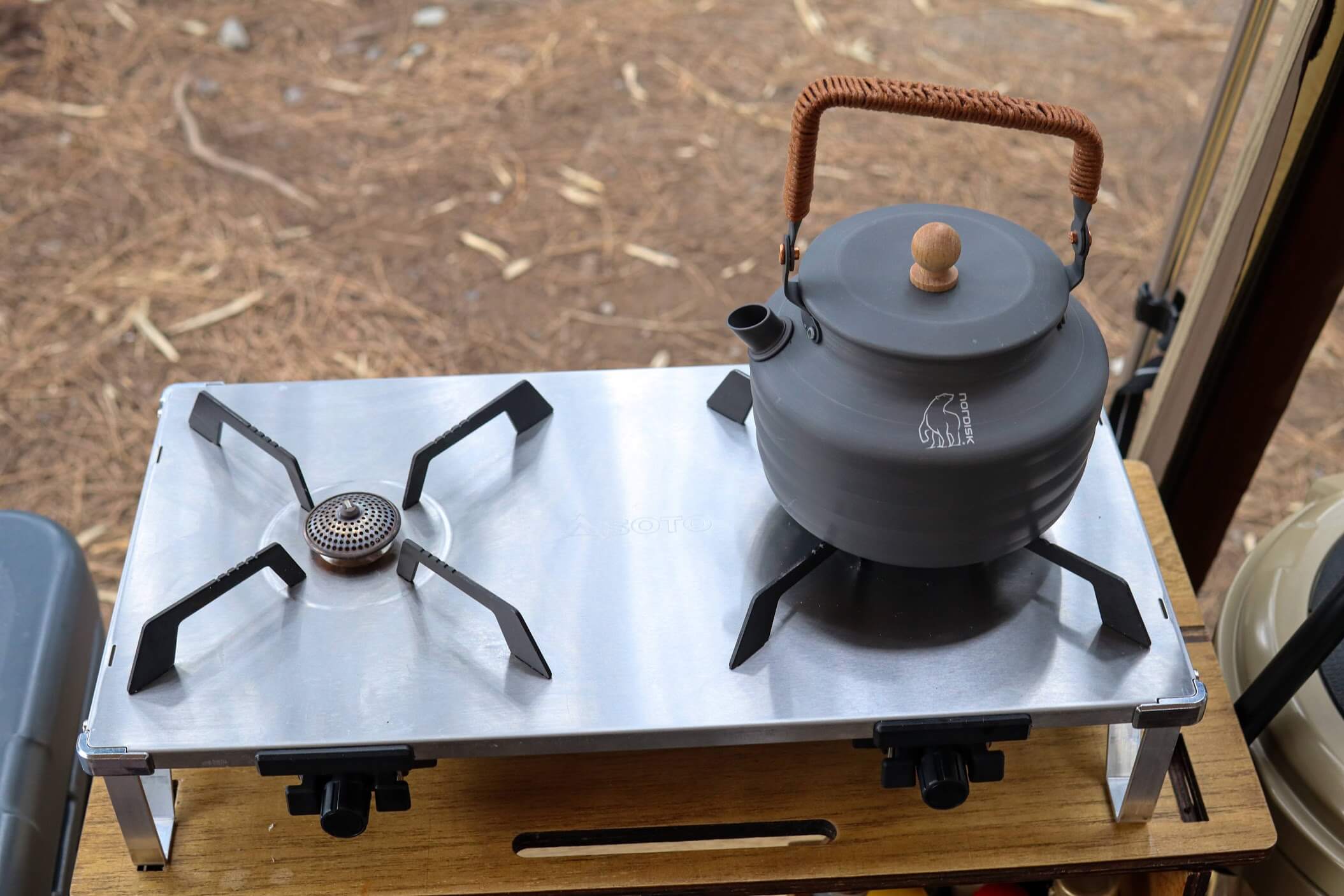 専門店 ソト SOTO レギュレーター 2バーナー GRID グリッド ST-526 キャンプ 野外 バーベキュー コンロ ツーバーナー BBQ  調理器具